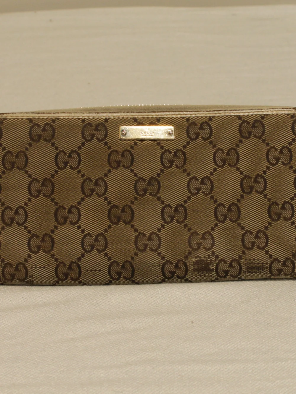 Gucci Brown Signature Canvas Zip Wallet